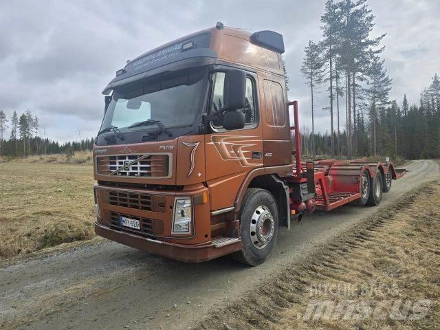 Volvo FM12 8x2 Orman makinesi taşıma kamyonları