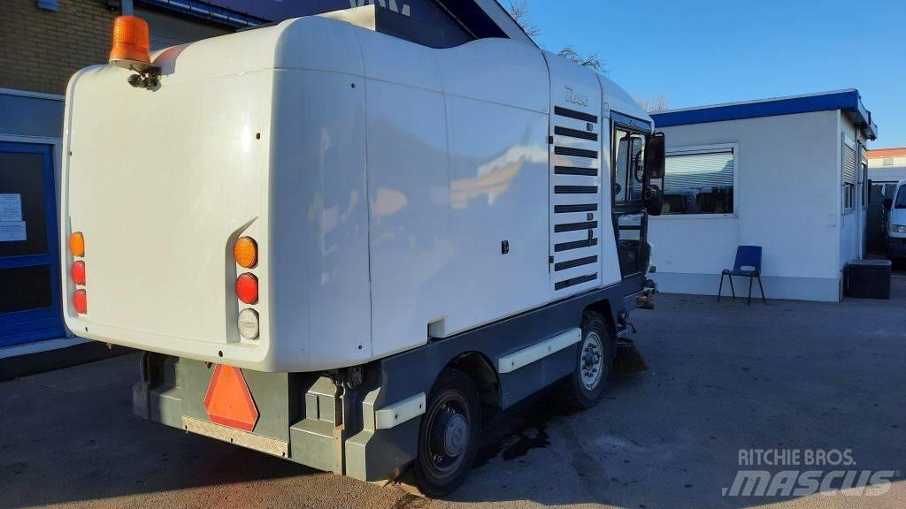 Ravo 530ST Cadde süpürücüler