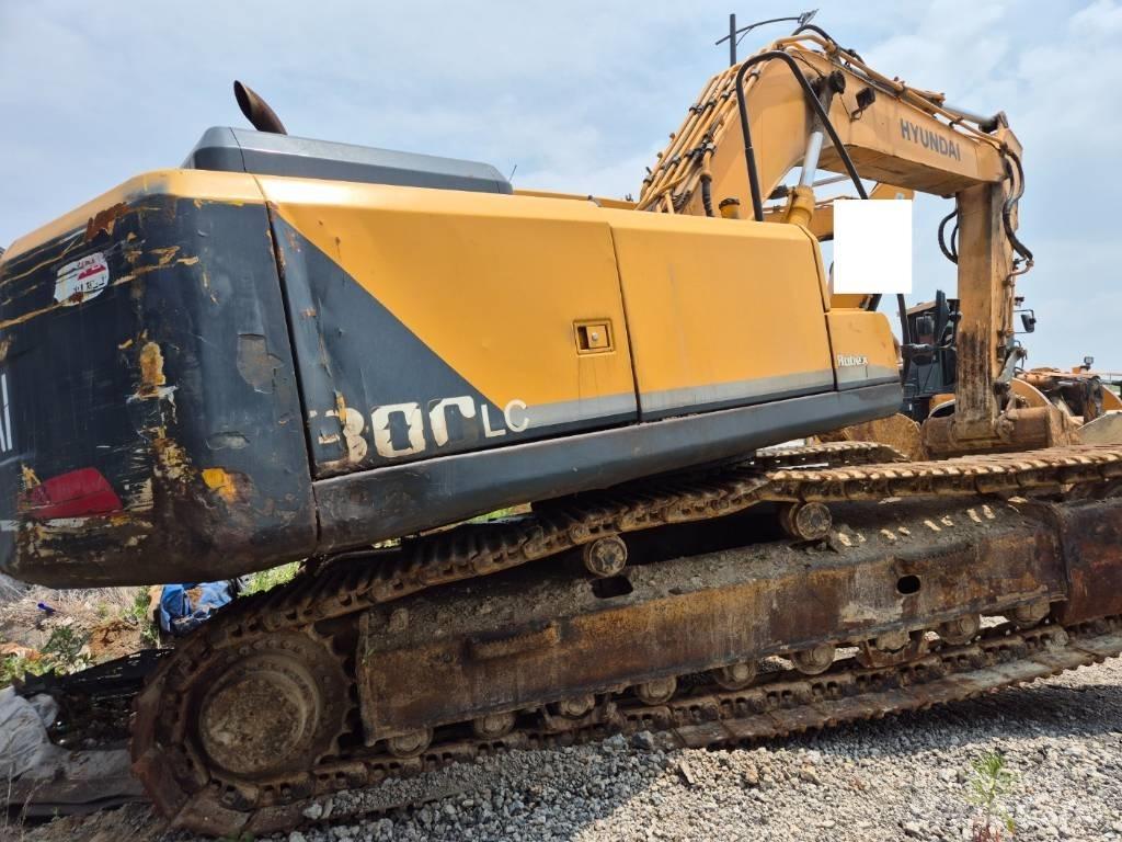 Hyundai Robex 300 LC Paletli ekskavatörler