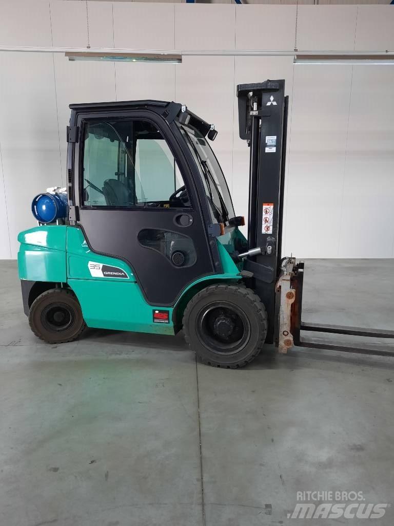 Mitsubishi FG35NT LPG'li forkliftler
