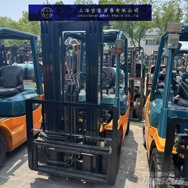 Toyota 25 Dizel forkliftler