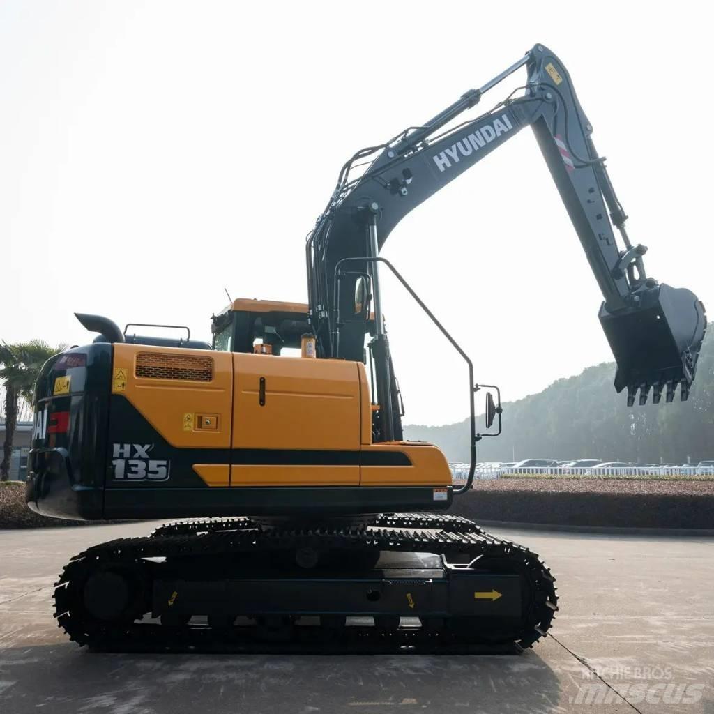 Hyundai HX135 Paletli ekskavatörler