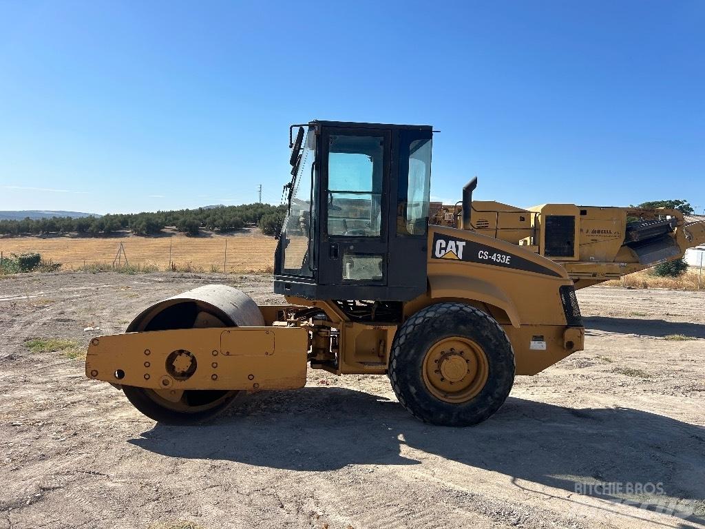 CAT CS 433 E Çift tamburlu silindirler