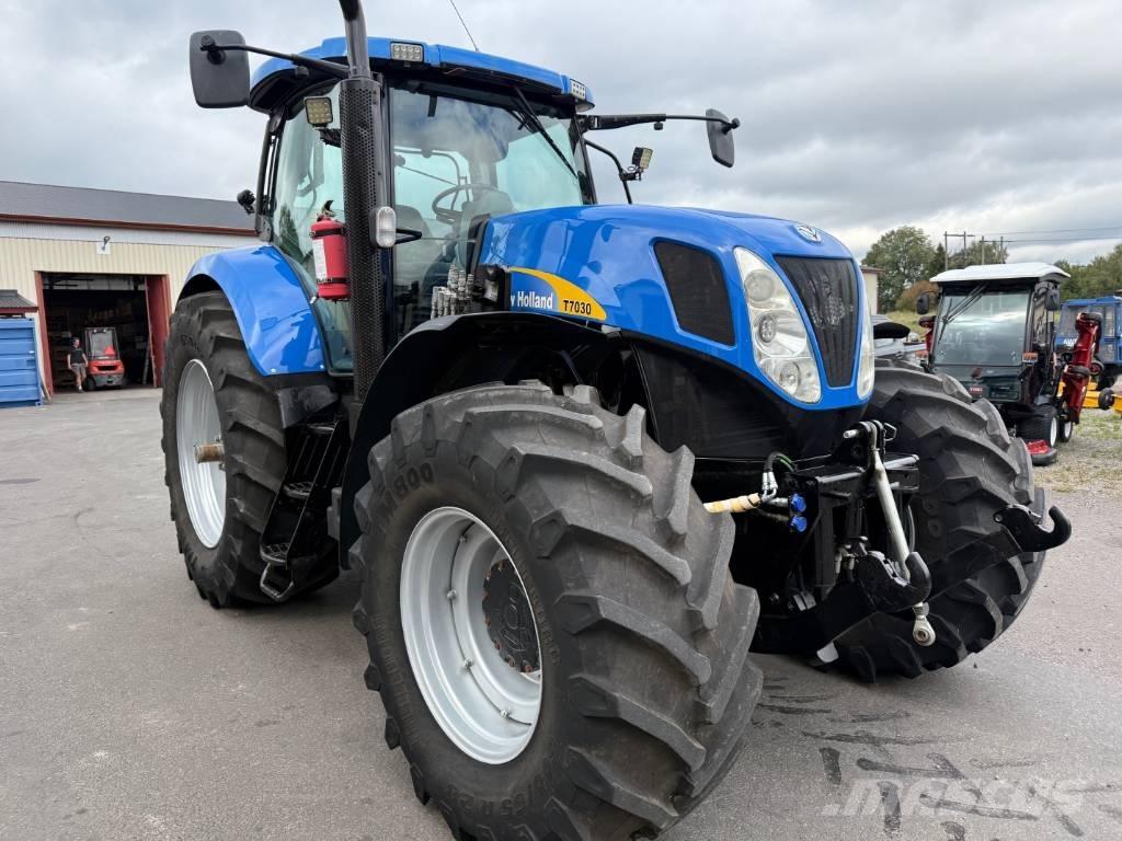 New Holland T7030 Traktörler