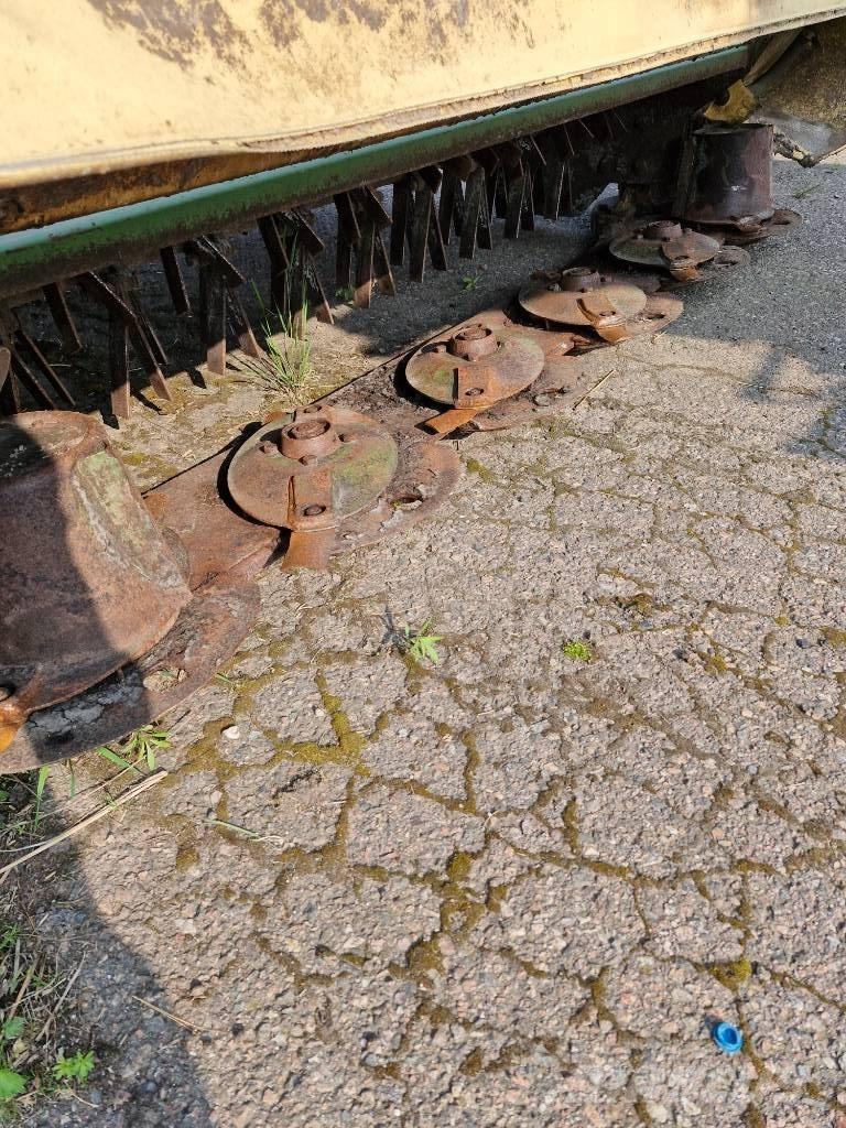 Krone AM 243 cv Diskli çayir biçme makinasi