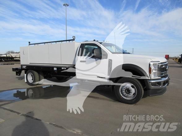 Ford F600 Diger