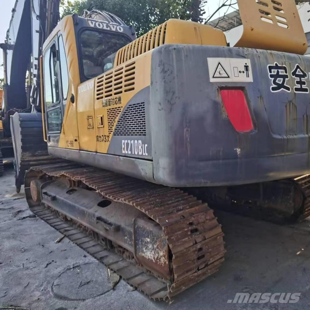 Volvo EC 210 B LC Paletli ekskavatörler