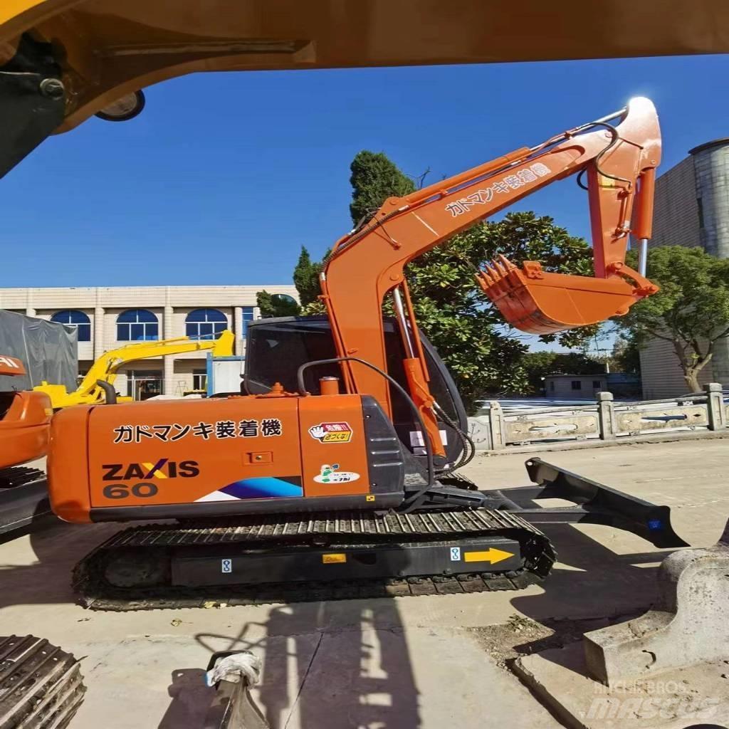 Hitachi ZX 60 Mini ekskavatörler, 7 tona dek