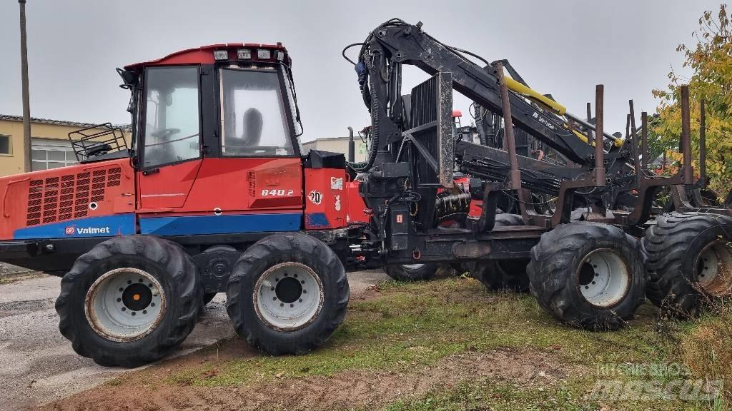 Valmet 840.2 Tomruk yükleyici traktörler