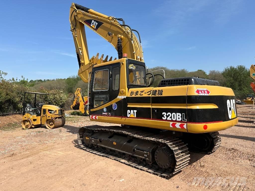 CAT 320 B L Paletli ekskavatörler