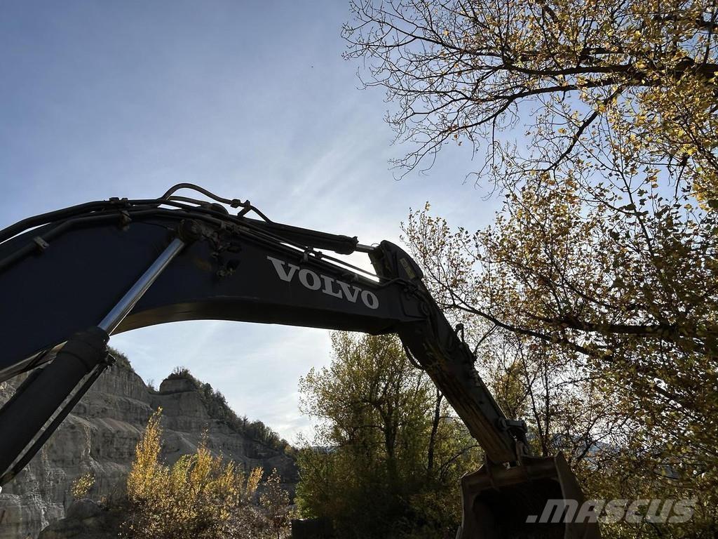 Volvo Ec360CL Paletli ekskavatörler