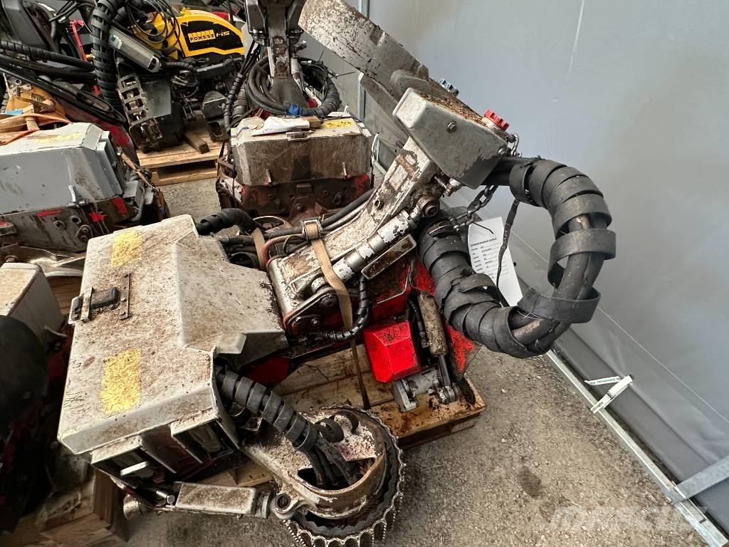 Log Max 5000V PT Agaç kesme robotlari