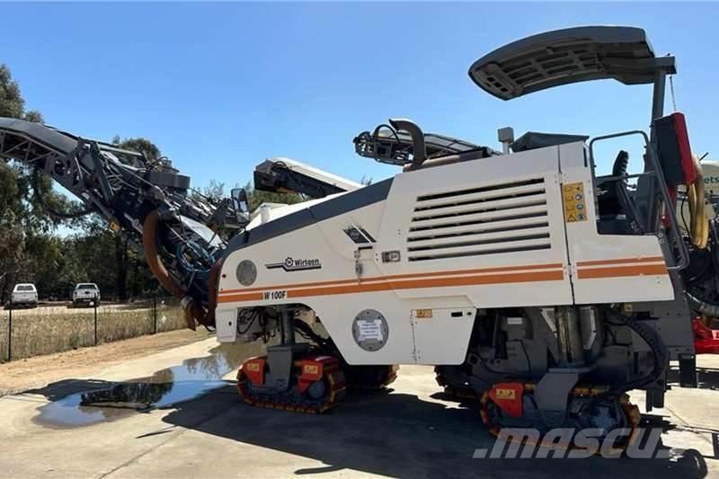 Wirtgen W100Fi Diger kamyonlar