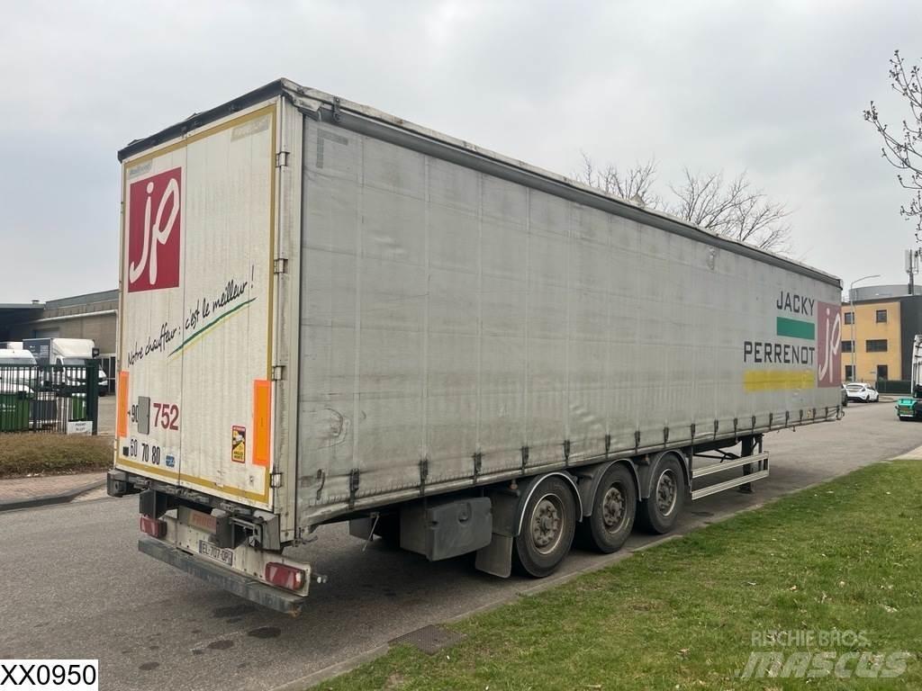 Fruehauf Tautliner Perdeli yari çekiciler