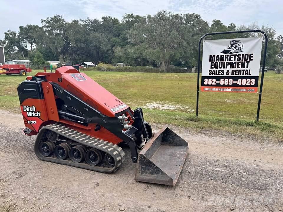 Ditch Witch SK 800 Skid steer loderler