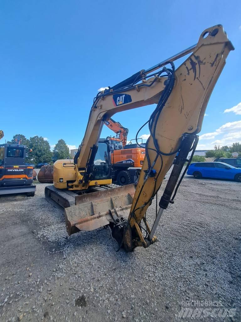 CAT 308 D Paletli ekskavatörler