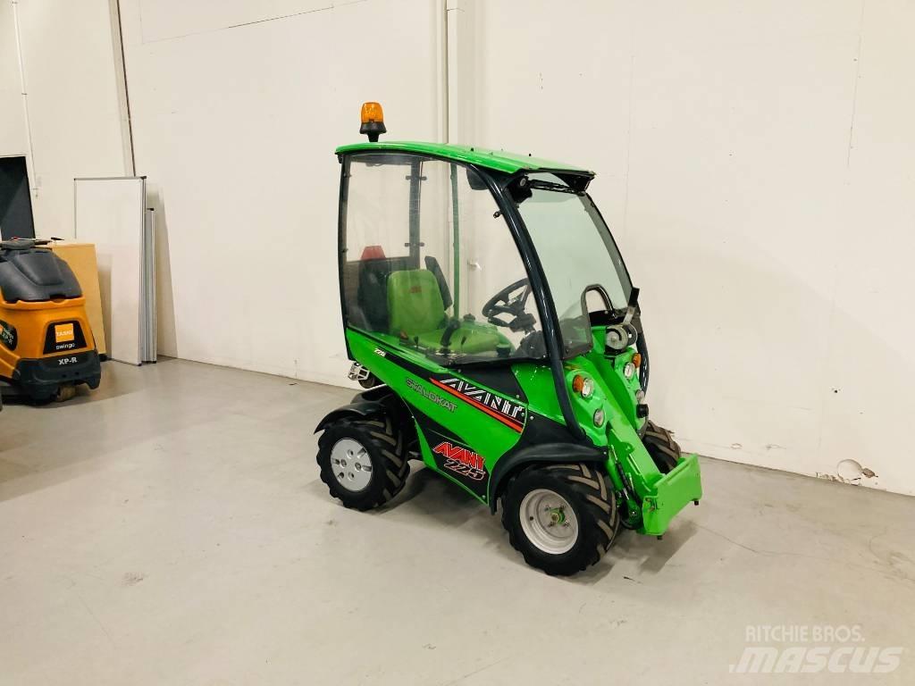 Avant 225 Mini yükleyiciler