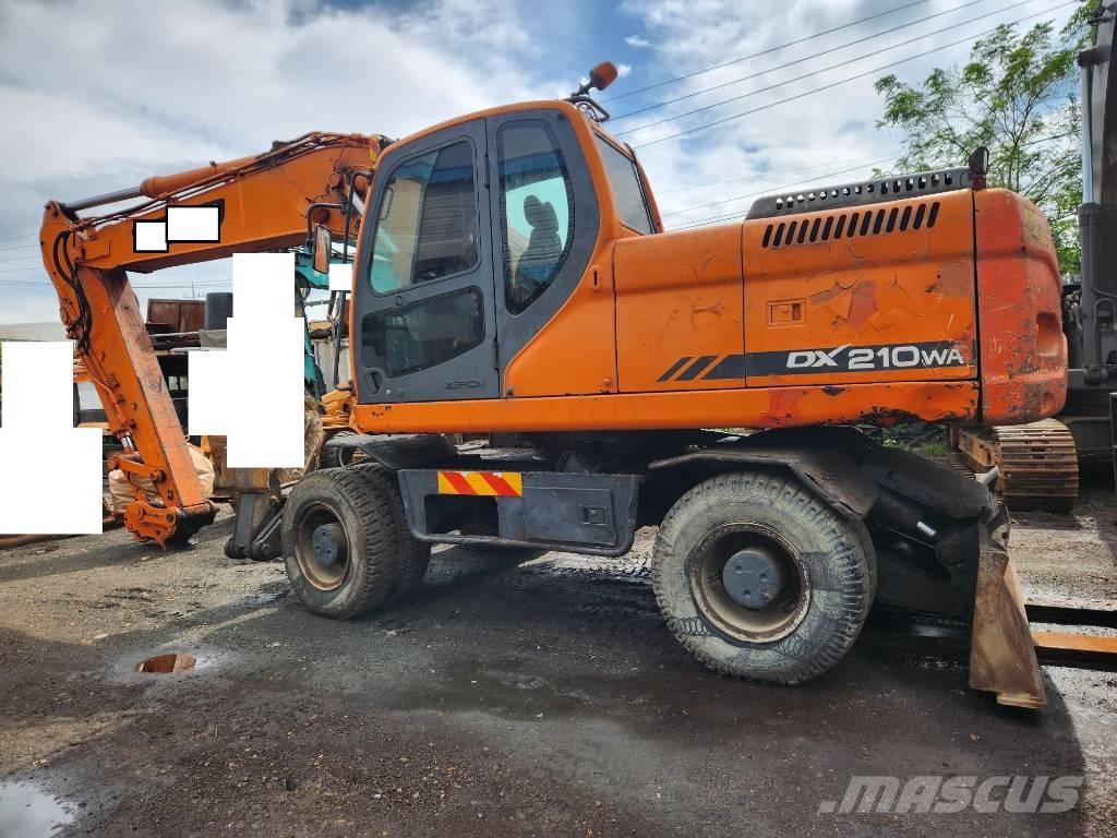 Doosan DX 210WA Lastik tekerli ekskavatörler