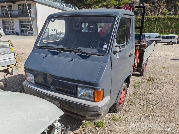 Nissan Trade Diger
