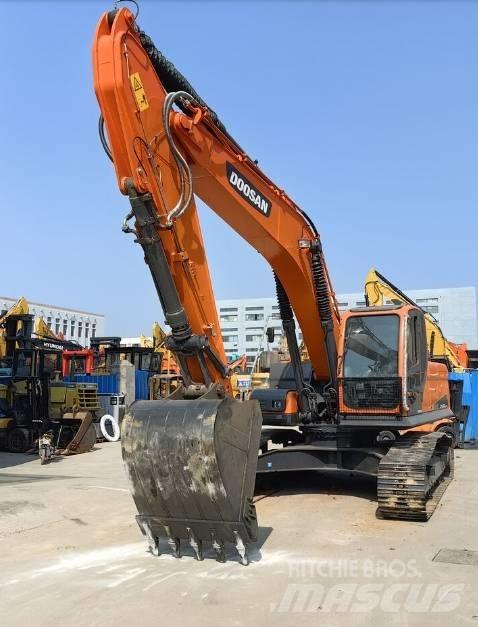 Doosan DX300 Paletli ekskavatörler