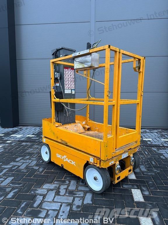 SkyJack SJ12 SJ 12 Diger lift ve platformlar