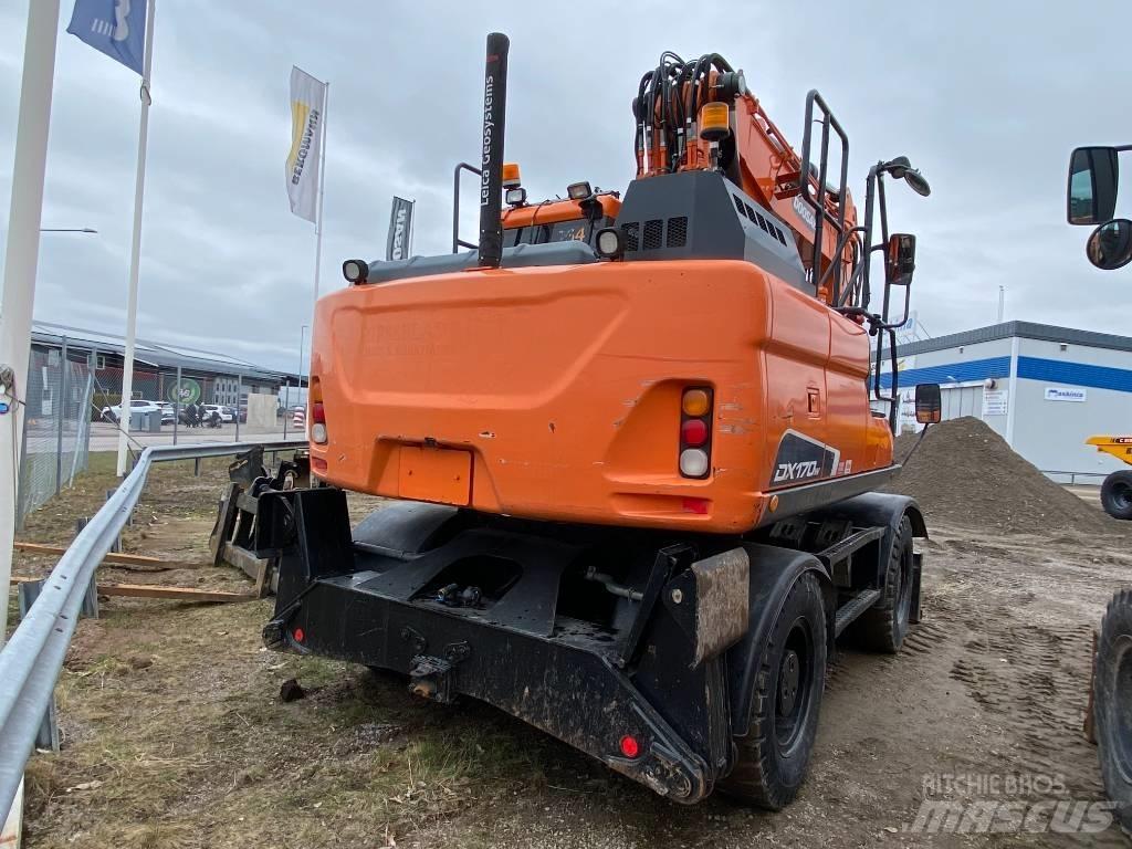 Doosan DX170W-5 Lastik tekerli ekskavatörler