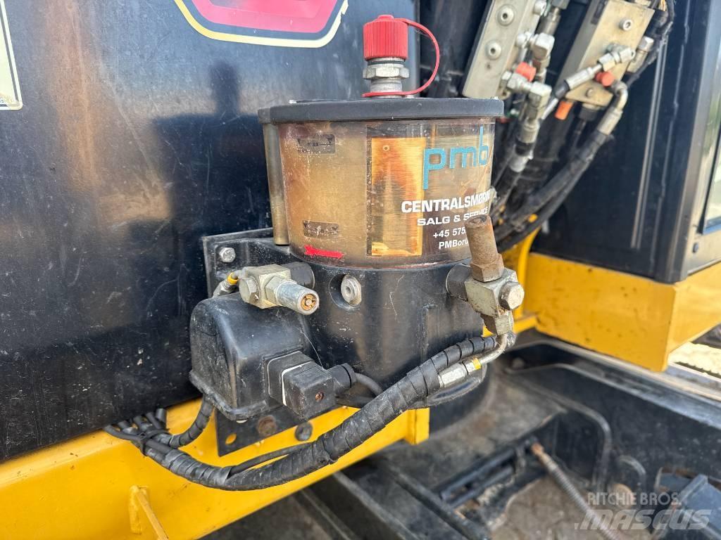 CAT 310 Paletli ekskavatörler