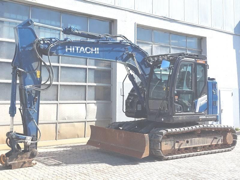 Hitachi ZX 135 US-7 Paletli ekskavatörler