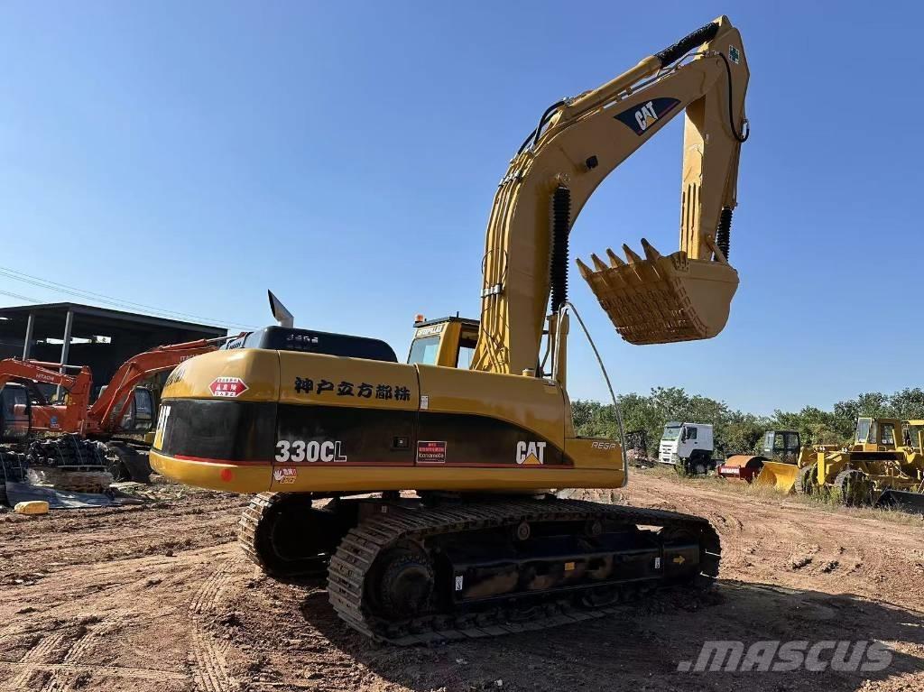 CAT 330 CL Paletli ekskavatörler