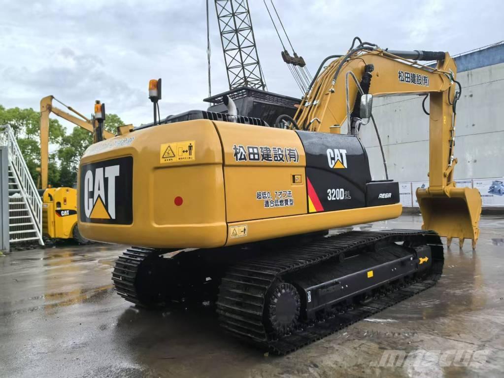 CAT 320 D 2L Paletli ekskavatörler