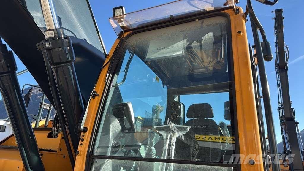 Hyundai HX235LCR Özel ekskavatörler
