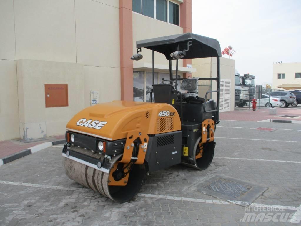 CASE 450 DX Çift tamburlu silindirler
