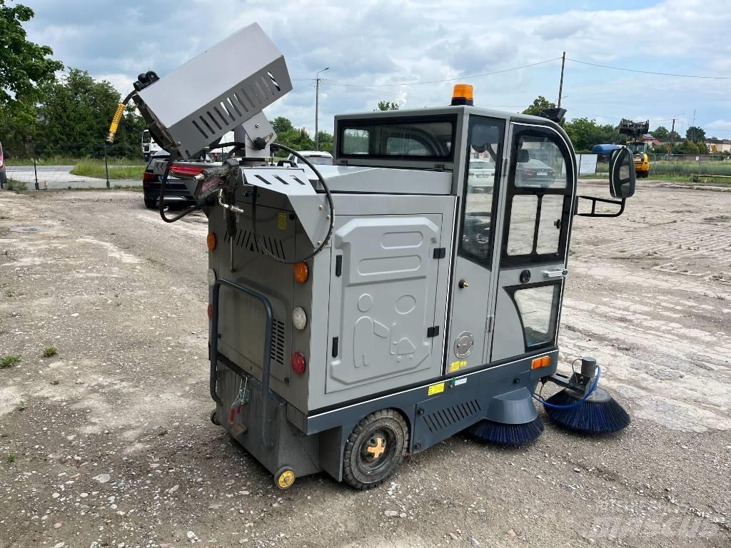  Sweepmec SM3000-Pro Cadde süpürücüler