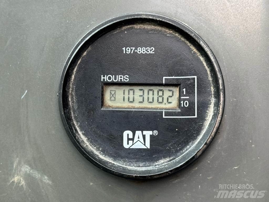 CAT M315D Lastik tekerli ekskavatörler