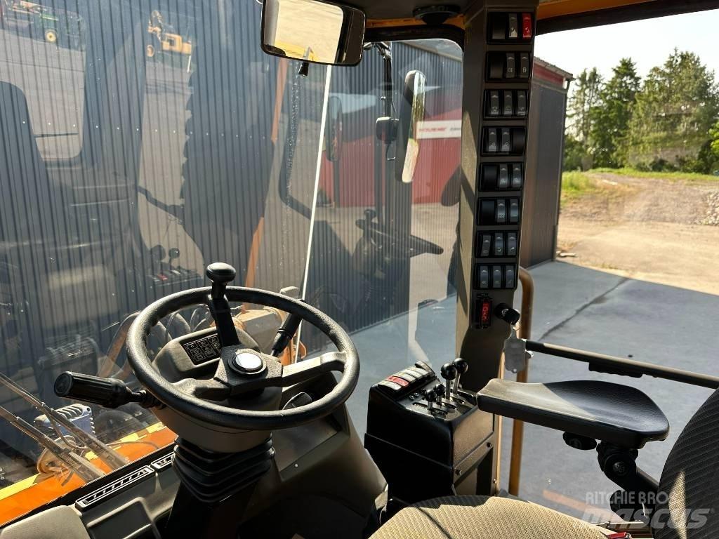 Ljungby L 11 Tekerlekli yükleyiciler