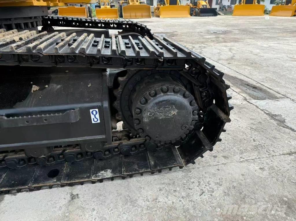 CAT 330 D Paletli ekskavatörler