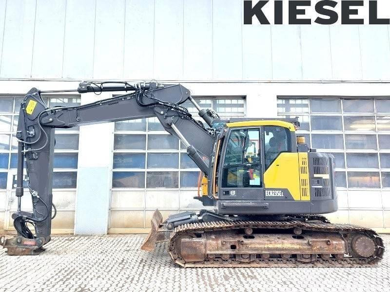 Volvo ECR 235 EL Paletli ekskavatörler