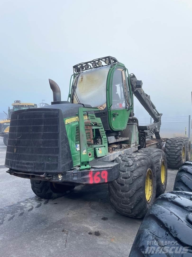 John Deere 1210E Tomruk yükleyici traktörler