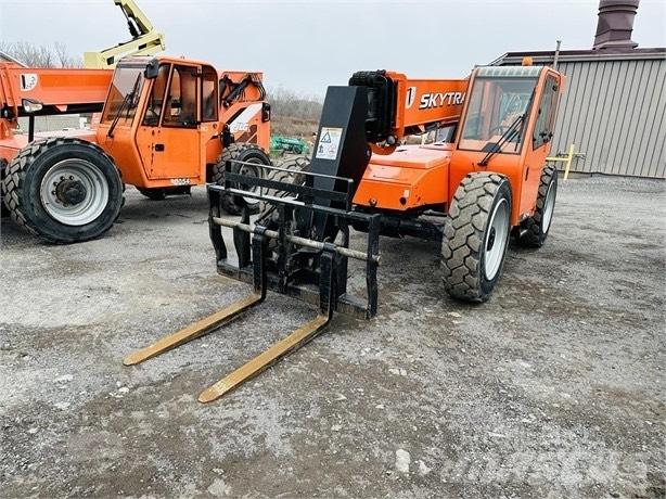 SkyTrak 8042 Teleskopik yükleyiciler