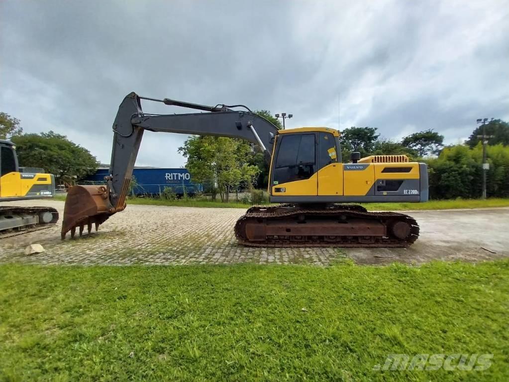 Volvo EC 220 DL Paletli ekskavatörler