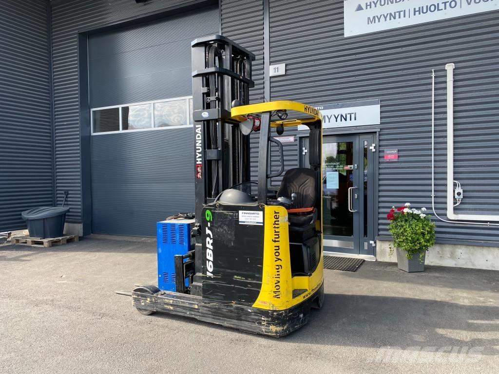 Hyundai 16BRJ-9 Reach truck - depo içi istif araçları