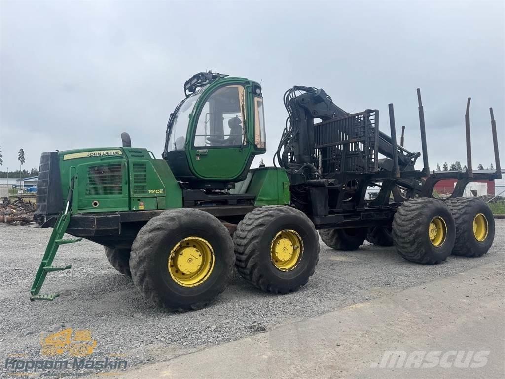 John Deere 1910E Tomruk yükleyici traktörler