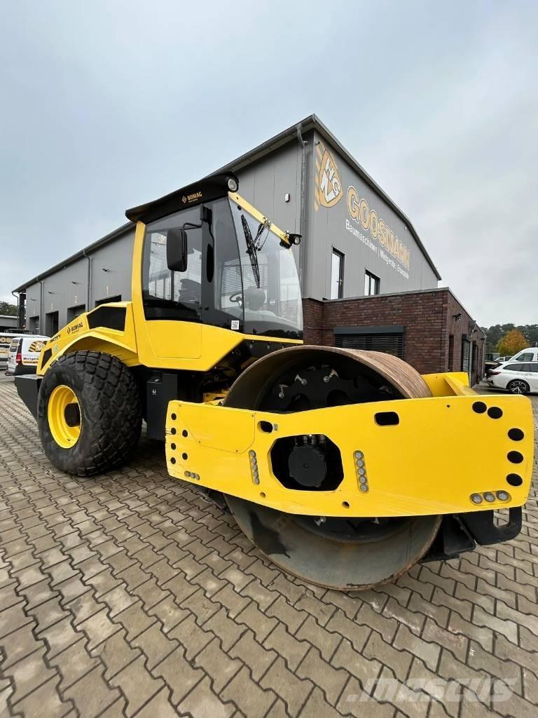 Bomag BW 211 D-5 Tek tamburlu silindirler