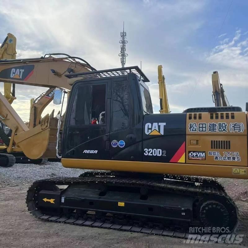 CAT 320 D Paletli ekskavatörler