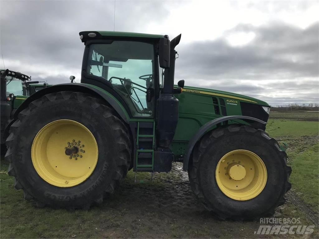John Deere 6250R Traktörler