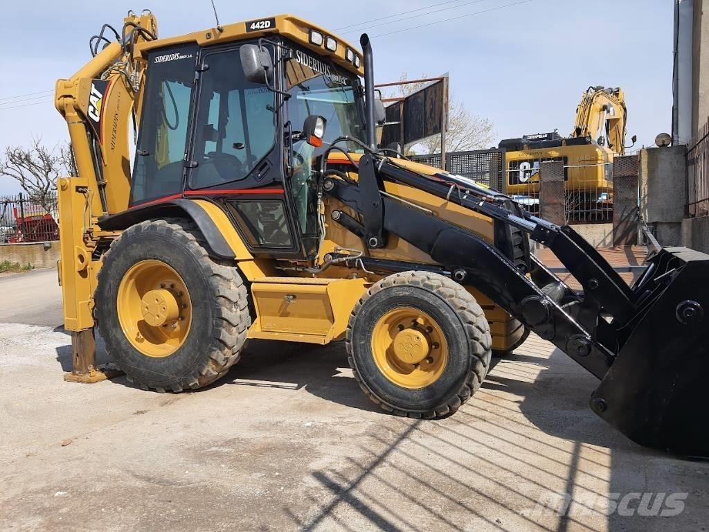 CAT 442 D 4x4 Kazıcı yükleyiciler - beko loder