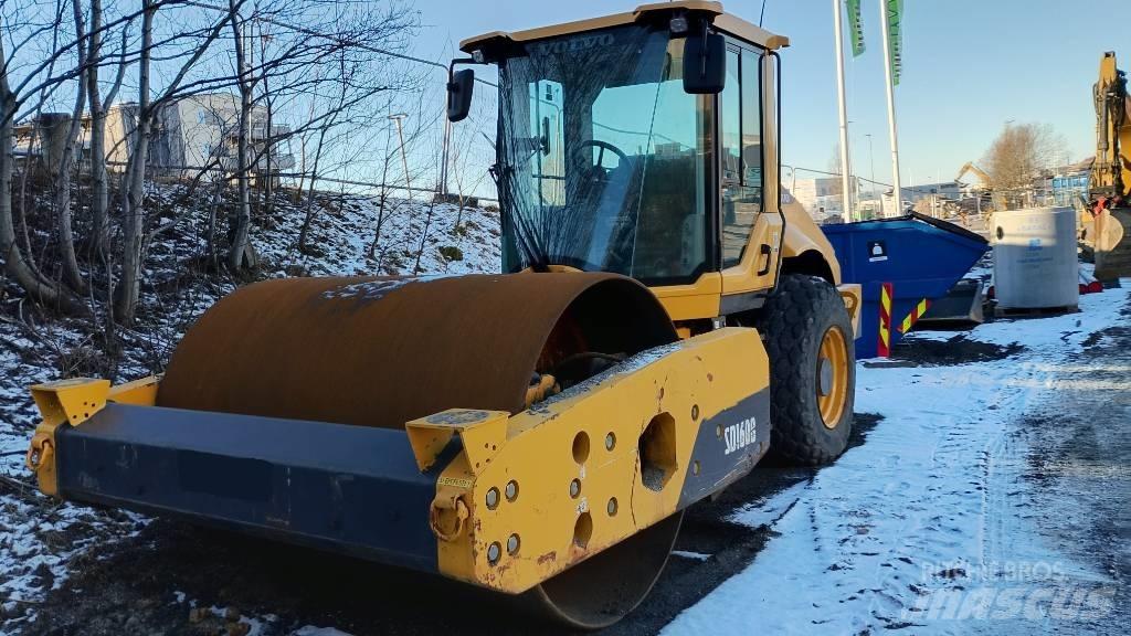 Volvo SD 160 B Pnömatik lastikli silindirler