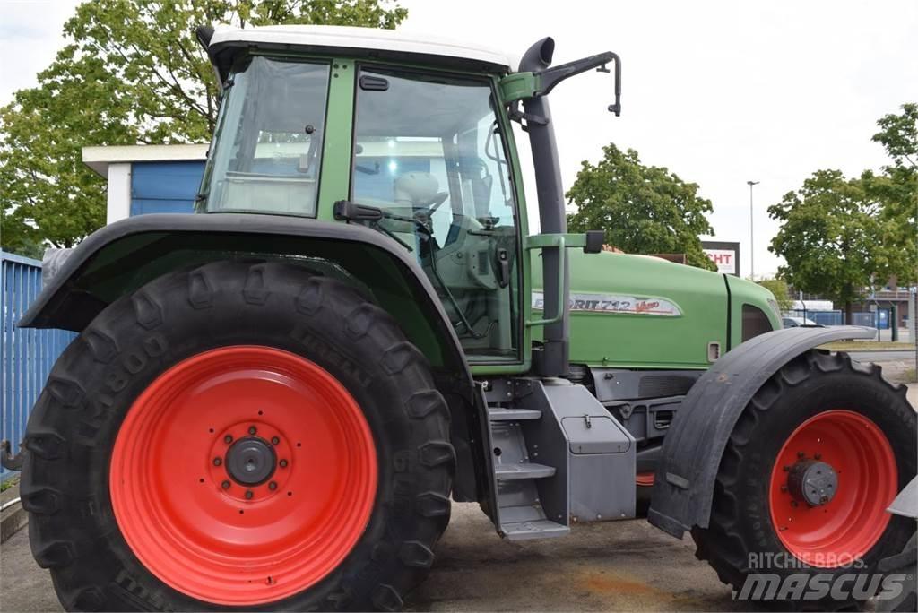 Fendt 712 Vario Traktörler