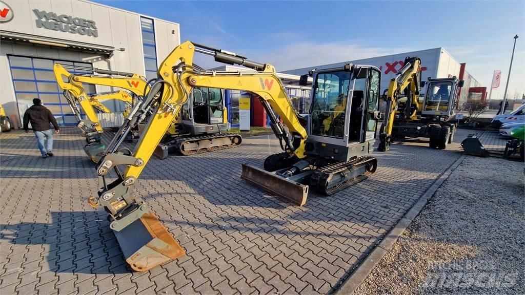Wacker Neuson ET42 Paletli ekskavatörler