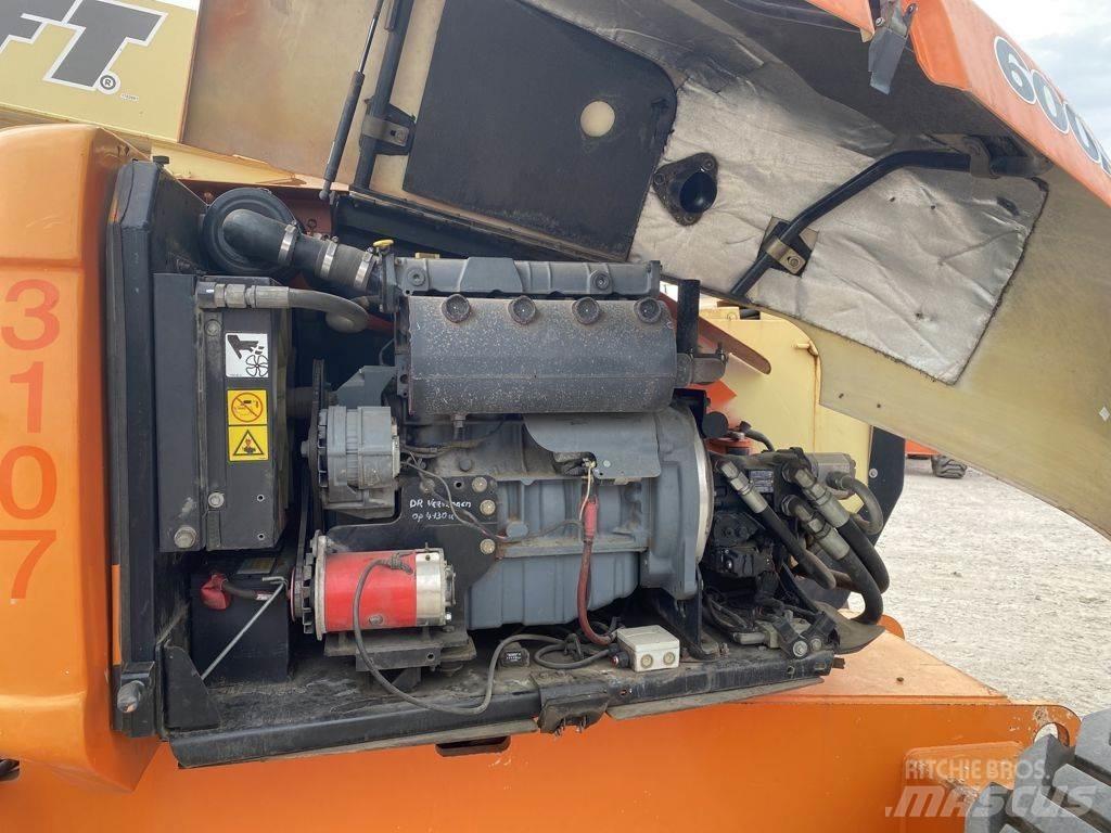 JLG 600AJ Körüklü personel platformları